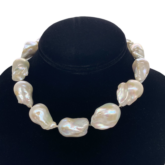 Baroque Pearl Choker