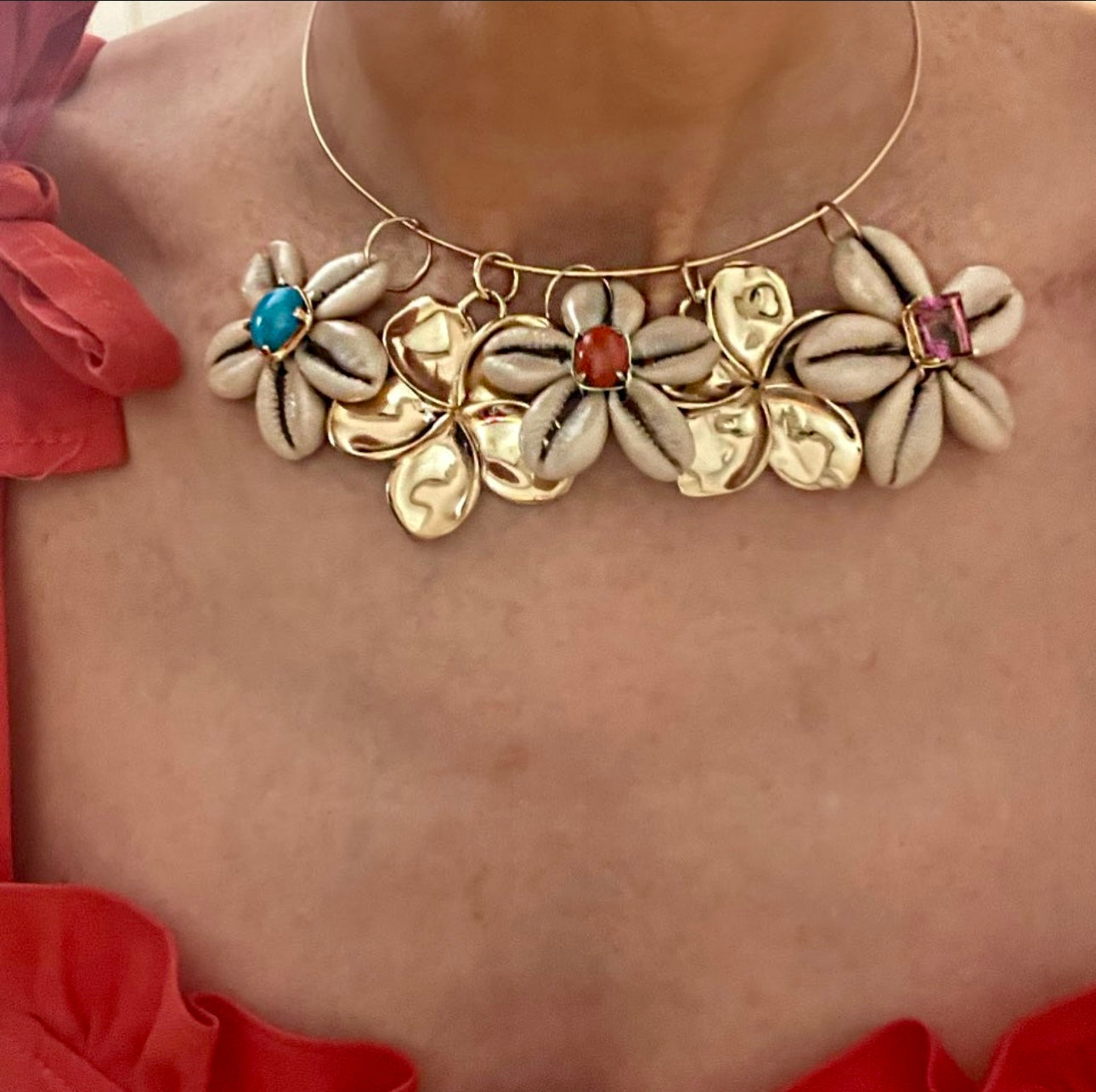 Cowrie Shell with Center Stone